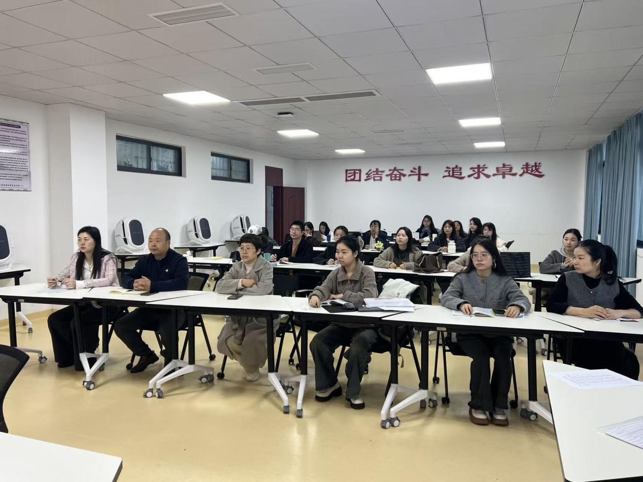 党委学生工作部组织全校辅导员参加四川省高校辅导员骨干暨“新入职辅导员  职业素养提升”培训